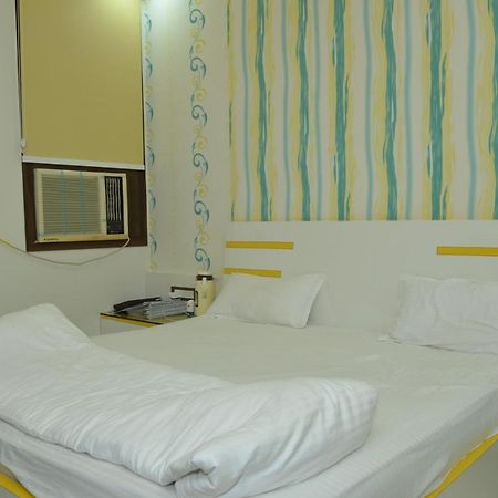Hotel Paradise Inn Auraiya Exteriér fotografie