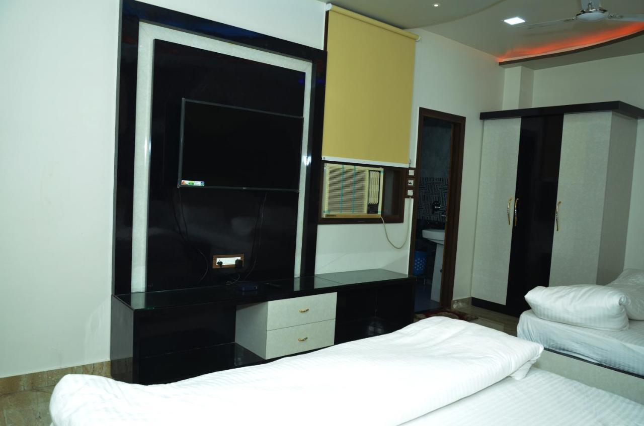 Hotel Paradise Inn Auraiya Exteriér fotografie